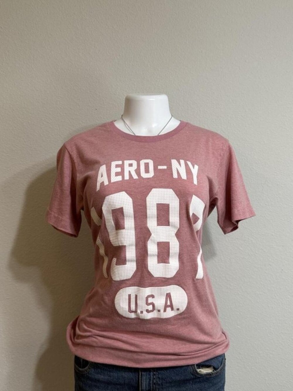 Aeropostale t-shirt Aero-NY 1987 graphic dusty pink M